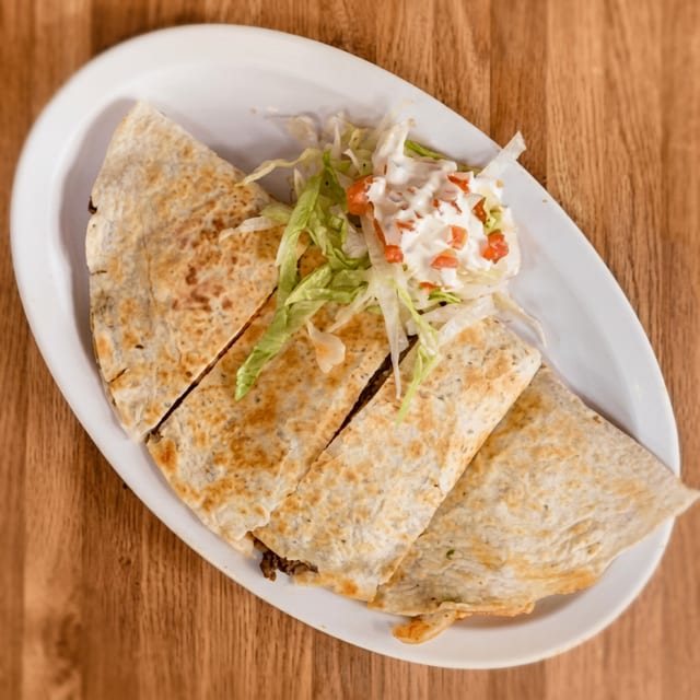 Quesadillas Large.